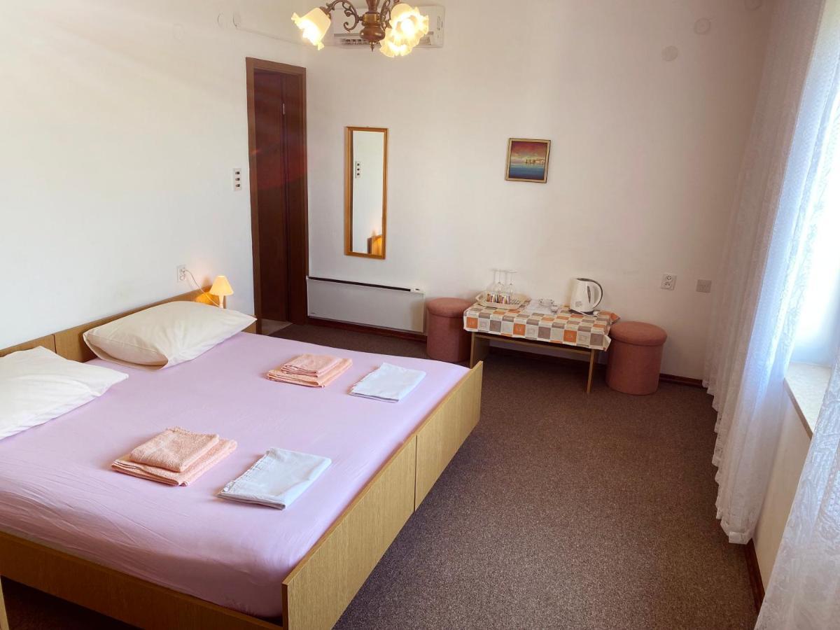 Rooms Nada 塞尼 外观 照片